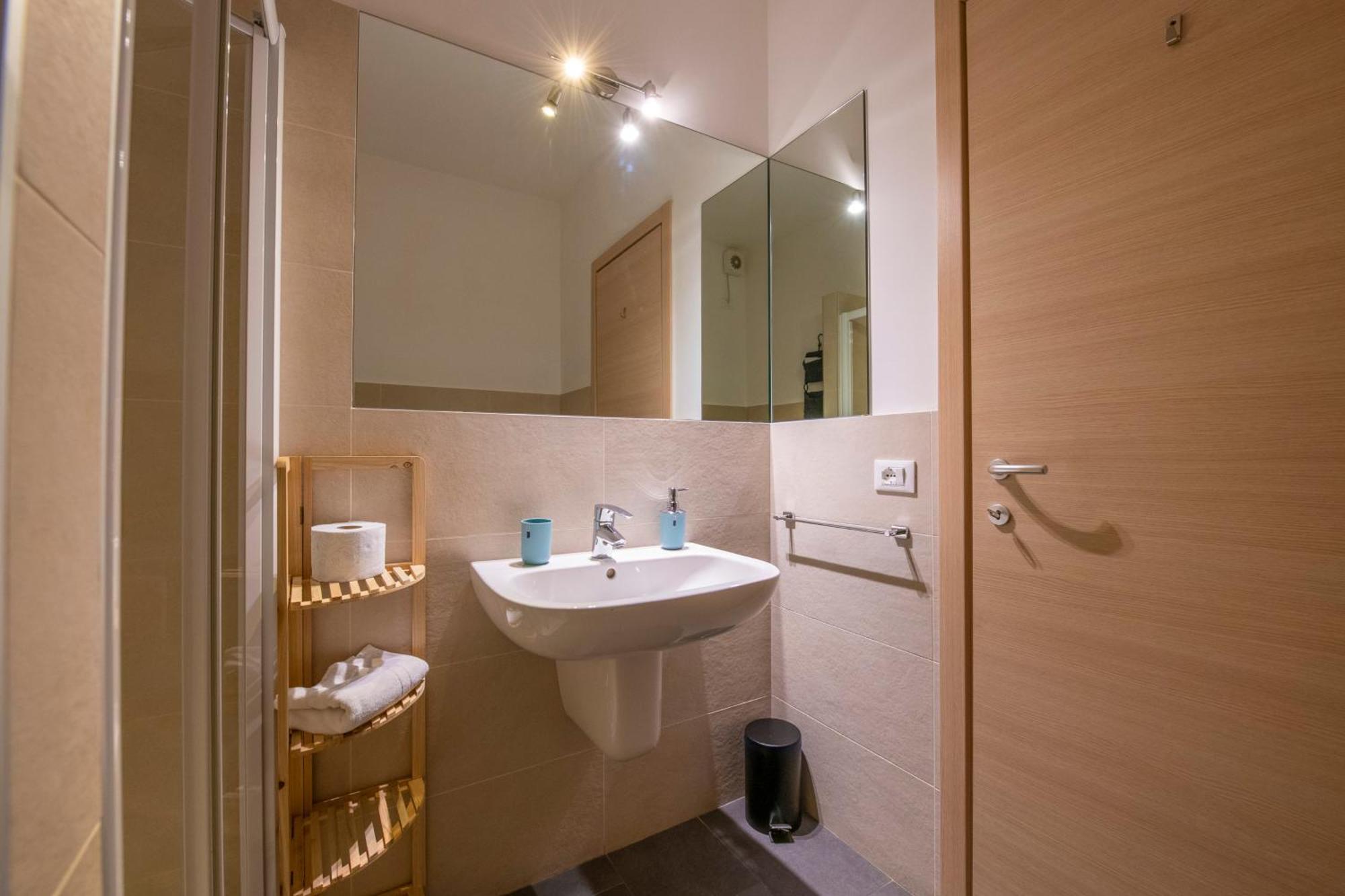 Borgo Trento Home, Vicinissimo Ospedale Borgo Trento E Centro Storico Verona Luaran gambar